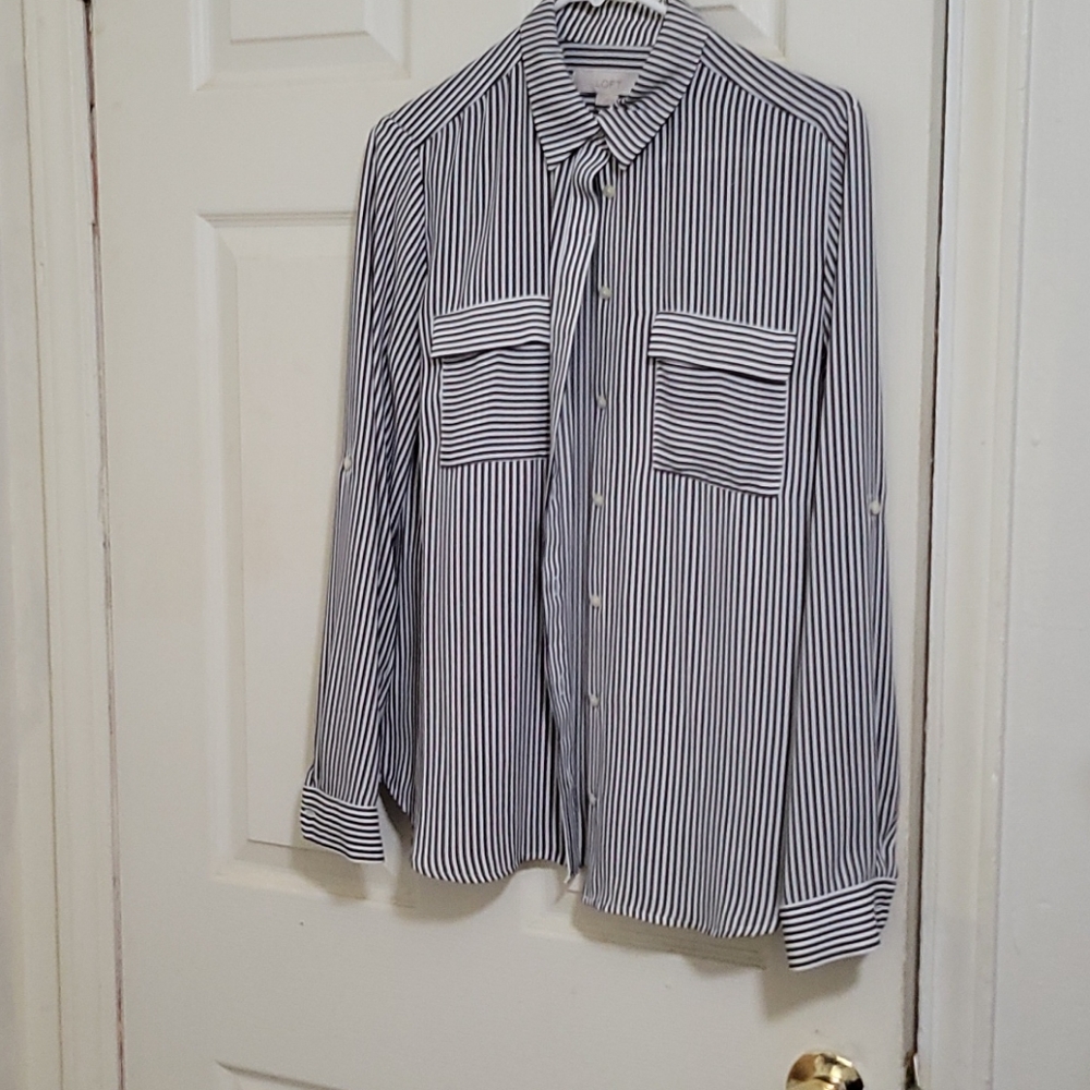 LOFT button down blouse